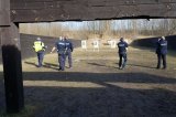 Trening strzelecki dąbrowskich policjantów