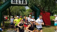 Policyjna drużyna w trakcie dąbrowskiego Ultramaratonu „DG24h”