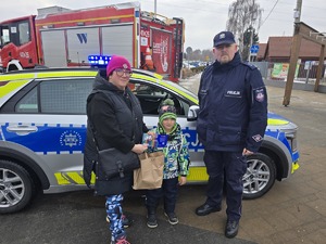 Na zdjęciu widać osoby podczas zbiórki WOŚP